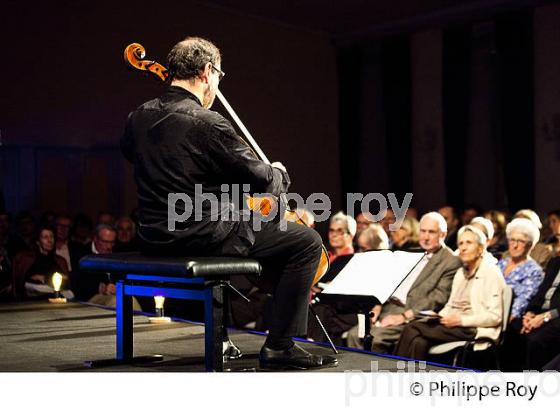 CONCERT CLAIRE DESERT, PIANO ET GARY HOFFMAN, VIOLONCELLE, BOURG ARTS ET VINS. (00C03510.jpg)