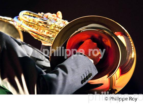 CONCERT DU QUINTETTE DE CUIVRES, SPANISH BRASS, BOURG-SUR-GIRONDE. (00C03738.jpg)