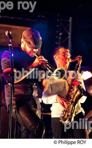 CONCERT NICOLAS GARDEL AND HEADBRANGERS, ANDERNOS JAZZ FESTIVAL, ANDERNOS-LES-BAINS, BASSIN D' ARCACHON, GIRONDE. (00C04110.jpg)