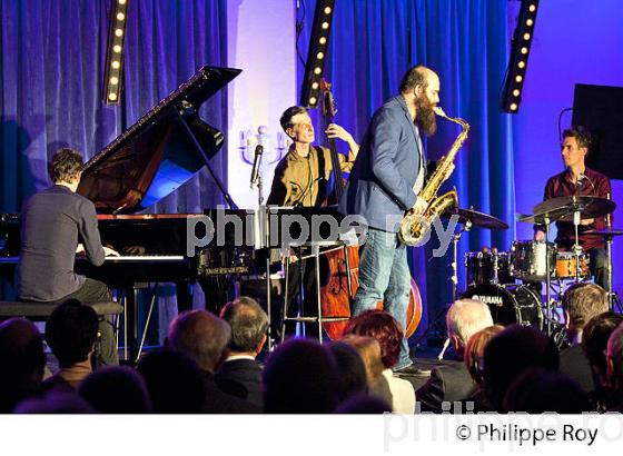 CONCERT JAZZ, RAPHAEL IMBERT QUARTET, BOURG ARTS ET VINS,  BOURG SUR (00C04611.jpg)