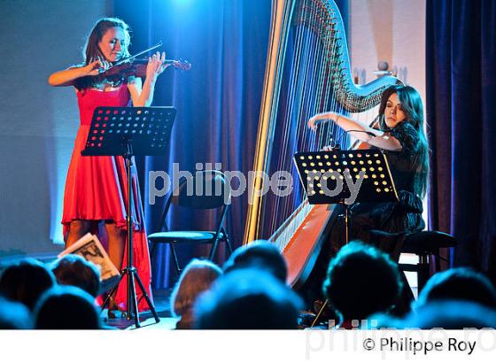 CONCERT,PAULINE HAAS, GENEVIEVE LAURENCEAU, BOURG ARTS ET VINS, (00C05205.jpg)