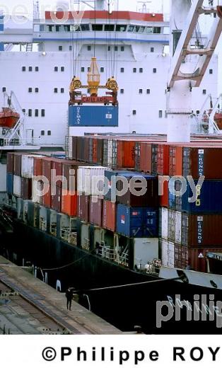 Transport maritime (00E01435.jpg)