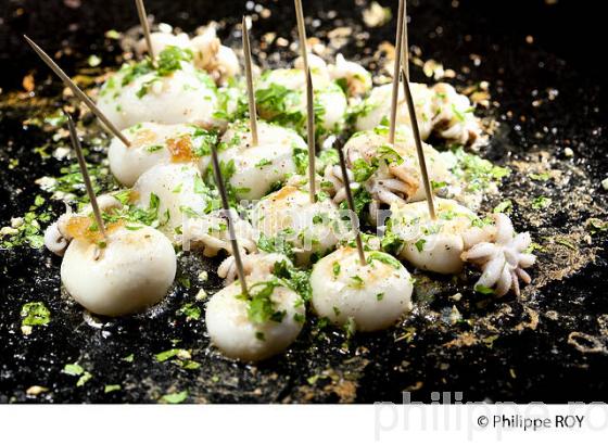 CUISINE A LA PLANCHA, PINCHOS (00G02019.jpg)