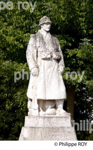 POILU , MONUMENT AUX MORTS (00P01622.jpg)