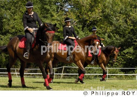 Equitation (00S02510.jpg)