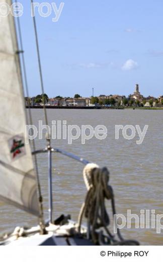 Voile - Sport aquatique (00S04131.jpg)
