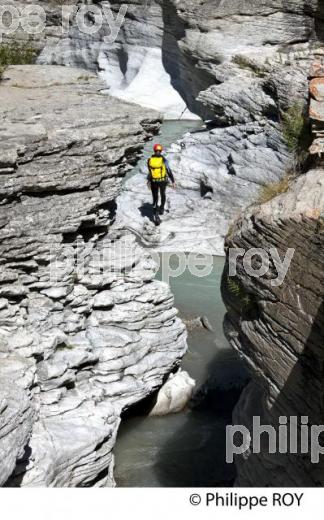 Canyoning, Valle Maurienne, Savoie, Alpes (00S04639.jpg)