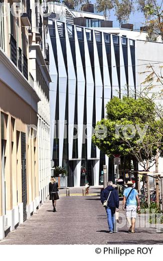 QUARTIER  MARENDA LACAN ,  ANTIBES, ANTIBES-JUAN -LES-PINS, COTE D' AZUR. (06F00338.jpg)