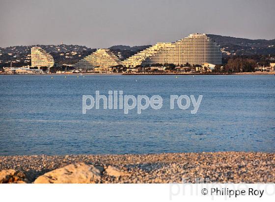 MARINA BAIE DES ANGES, VILLENEUVE LOUBET, COTE D' AZUR. (06F00606.jpg)