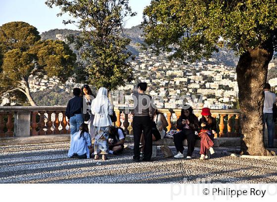 LA COLLINE DU CHATEAU, VILLE DE NICE , COTE D' AZUR. (06F01332.jpg)