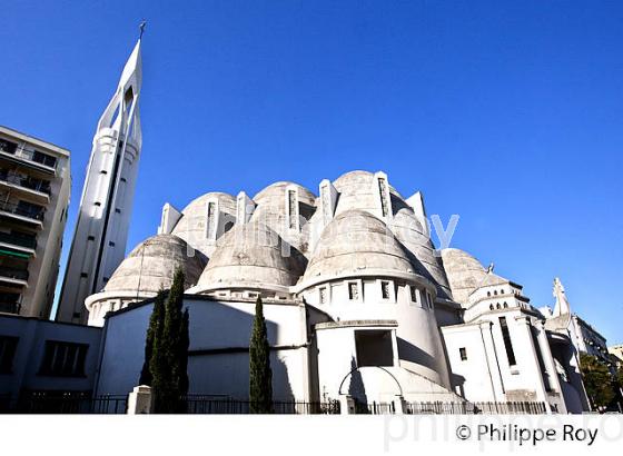EGLISE SAINTE JEANNE D' ARC, VILLE DE NICE , COTE D' AZUR. (06F01440.jpg)