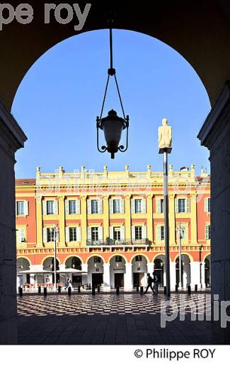 LA PLACE MASSENA, VILLE DE NICE , COTE D' AZUR. (06F01838.jpg)