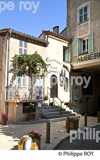 VILLAGE PERCHE   DE AIGLUN , VALLEE DE L'  ESTERON, ALPES MARITIMES. (06F02233.jpg)