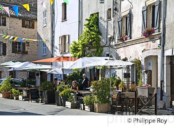 VILLAGE PERCHE   DE  BOUYON, VALLEE DE L'  ESTERON, ALPES MARITIMES. (06F02534.jpg)