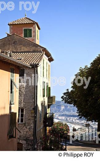 VILLAGE PERCHE  DE GILETTE, VALLEE DE L' ESTERON, ALPES MARITIMES (06F02618.jpg)