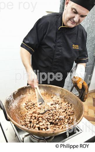 CONFISERIE FLORIAN, VILLAGE DE PONT DU LOUP, VALLEE DU LOUP,  ALPES MARITIMES. (06F02827.jpg)