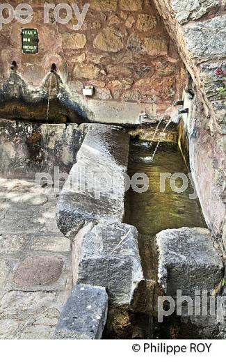 VILLAGE PERCHE DE LA CROIX SUR ROUDOULE , VALLEE DE LA ROUDOULE, ALPES MARITIMES. (06F03126.jpg)