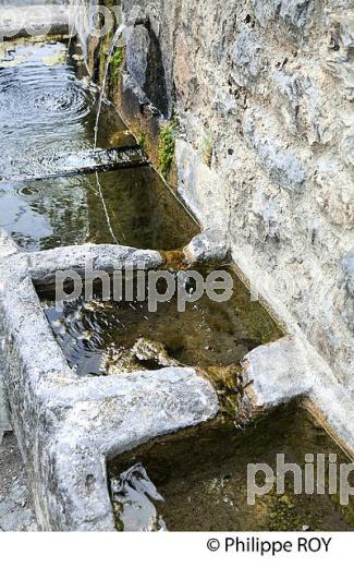 VILLAGE PERCHE DE SAINT LEGER , VALLEE DE LA ROUDOULE, ALPES MARITIMES. (06F03209.jpg)