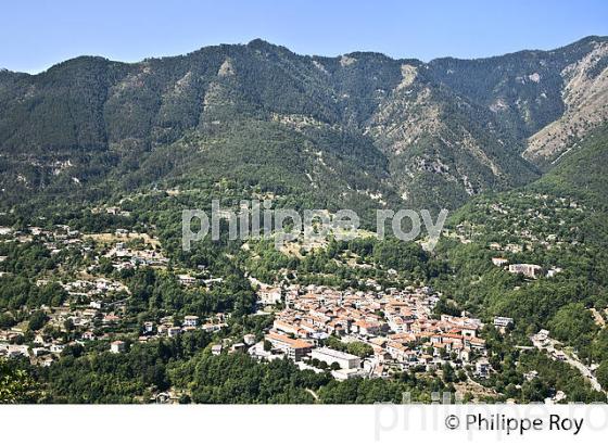 VILLAGE DE ROQUEBILIERE,  VALLEE DE LA VESUBIE, ALPES MARITIMES. (06F03314.jpg)