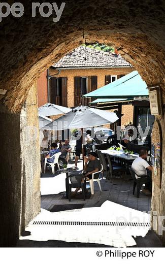VILLAGE PERCHE DE LA BOLLENE VESUBIE  VALLEE DE LA VESUBIE, ALPES MARITIMES. (06F03320.jpg)