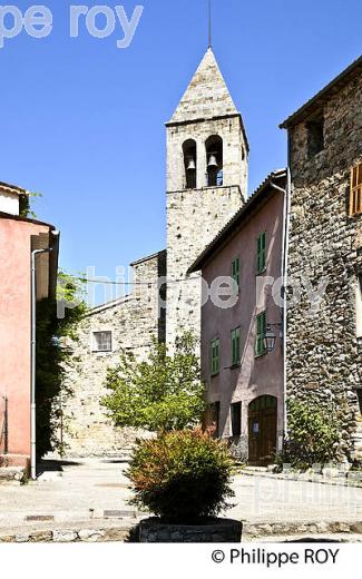 VILLAGE PERCHE   DE UTELLE , VALLEE DE LA VESUBIE, ALPES MARITIMES. (06F03420.jpg)
