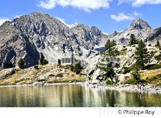 RANDONNEE PEDESTRE, PARC NATIONAL DU MERCANTOUR, VESUBIE, ALPES MARITIMES. (06F03625.jpg)