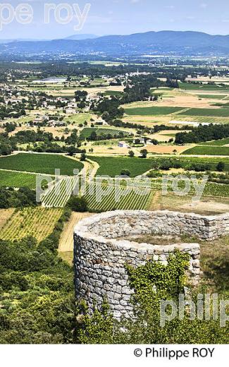 CHATEAU DE BANNE, VILLAGE FORIFIE DE BANNE, VALLEE DU CHASSEZAC, BAS-VIVARAIS, ARDECHE. (07F00124.jpg)