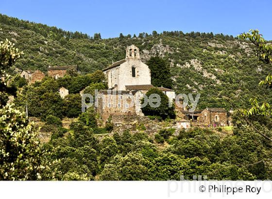 EGLISE ROMANE,VILLAGE PERCHE DE THINES, VALLEE DE LA THINES,  BAS-VIVARAIS, ARDECHE. (07F00317.jpg)
