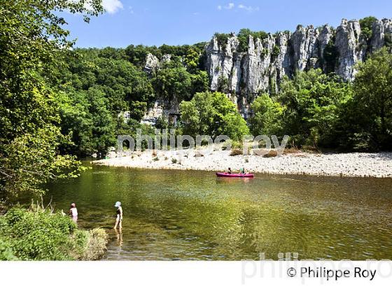 PLAGE,  GORGES DU CHASSEZAC, COMMUNE BERRIAS ET CASTELJAU,  BAS-VIVARAIS, ARDECHE. (07F00540.jpg)