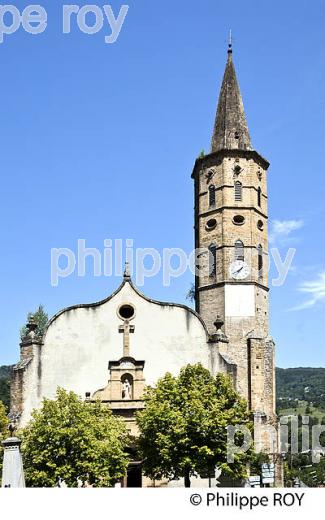 EGLISE ET  VILLAGE DE MASSAT,  VALLEE DE L' ARAC, COUSERANS,  ARIEGE. (09F00511.jpg)