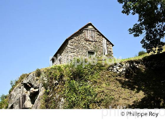 COURTIAL DE PEYRE AUSSELERE, LE PORT,  VALLEE DU COURTIGNOU, COUSERANS,  ARIEGE. (09F00526.jpg)