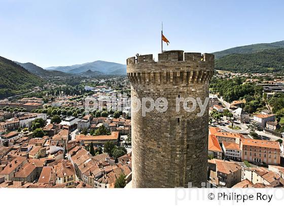 LE CHATEAU FORT DES COMTES DE FOIX,  VILLE DE FOIX, ARIEGE. (09F00732.jpg)