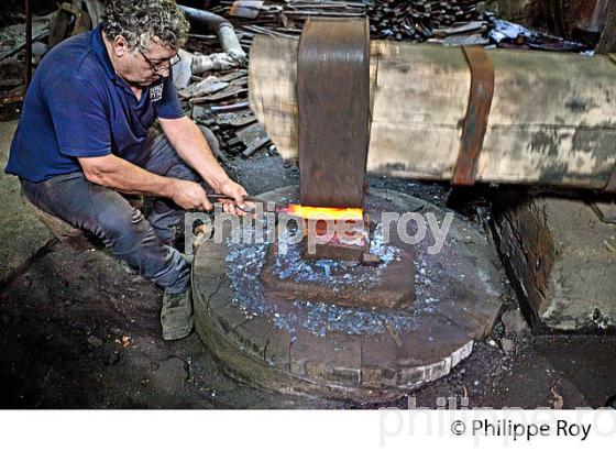 LA  FORGE A MARTINET, LES FORGES DE PYRENE, ECOMUSEE, VILLAGE DE MONTGAILHARD,  ARIEGE. (09F01119.jpg)