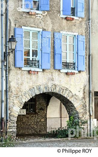 VILLAGE DE VICDESSOS, VALLEE DE VICDESSOS, COUSERANS, ARIEGE. (09F02017.jpg)