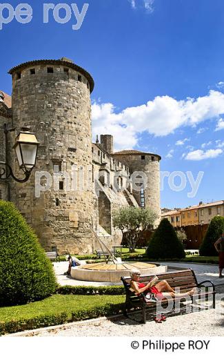 LE  PALAIS DES ARCHEVEQUES, VILLE DE NARBONNE, AUDE, OCCITANIE (11F00126.jpg)