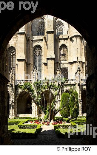 CLOITRE, CATHEDRALE SAINT-JUST, VILLE DE NARBONNE,  AUDE, OCCITANIE. (11F00206.jpg)