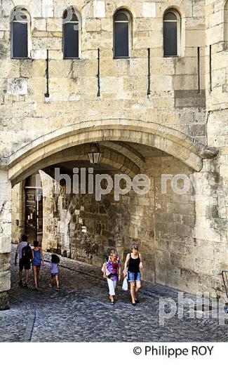 LE  PALAIS DES ARCHEVEQUES, VILLE DE NARBONNE, AUDE, OCCITANIE. (11F00227.jpg)