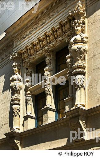 MAISON DES TROIS NOURICES, QUARTIER DE BOURG, VILLE DE NARBONNE, AUDE, OCCITANIE. (11F00324.jpg)