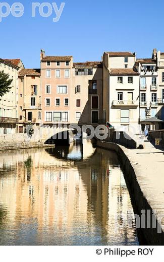 CANAL DE LA ROBINE, VILLE DE NARBONNE, AUDE, OCCITANIE. (11F00606.jpg)
