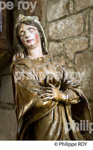 EGLISE  ROMANE DE SAINT-AIGNAN,  VILLAGE FORTIFIE DE TORSAC,  CHARENTE. (16F01135.jpg)