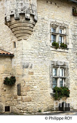 VILLAGE MEDIEVAL  DE TUSSON , VALLEE D' AULME,  CHARENTE (16F01401.jpg)