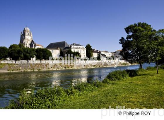 Saintes - Charente Maritime (17F05608.jpg)
