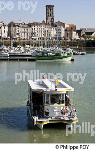 LE PASSEUR, VIEUX PORT  DE LA ROCHELLE, CHARENTE MARITIME, FRANCE (17F06633.jpg)