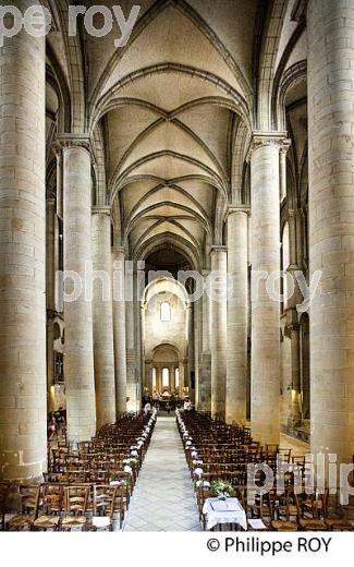 COLLEGIELE SAINT-MARTIN, VILLE DE BRIVE LA GAILLARDE, VALLEE DE LA CORREZE,  CORREZE, LIMOUSIN. (19F00212.jpg)