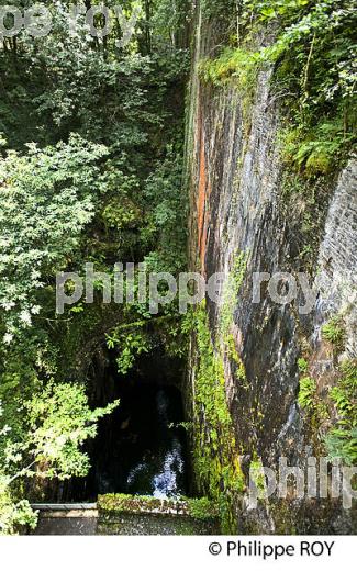 LES PANS DE TRAVASSAC, ANCIENNE ARDOISIERE , DONZENAC, CORREZE, LIMOUSIN. (19F00638.jpg)