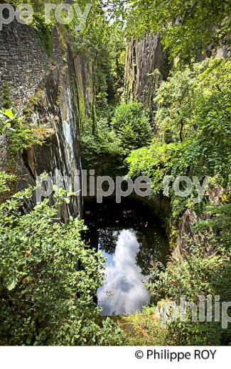 LES PANS DE TRAVASSAC, ANCIENNE ARDOISIERE , DONZENAC, CORREZE, LIMOUSIN. (19F00639.jpg)