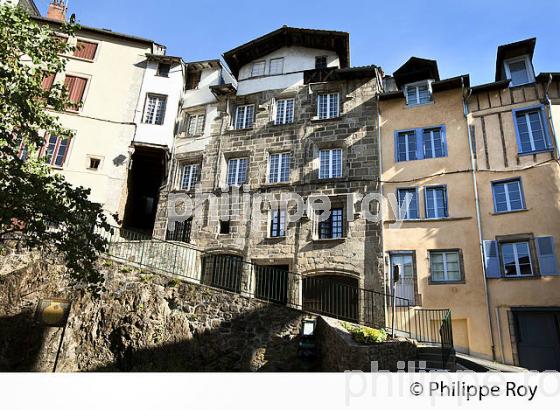 QUARTIER DE L' ALVERGE,  VILLE DE TULLE, CORREZE, LIMOUSIN. (19F00924.jpg)