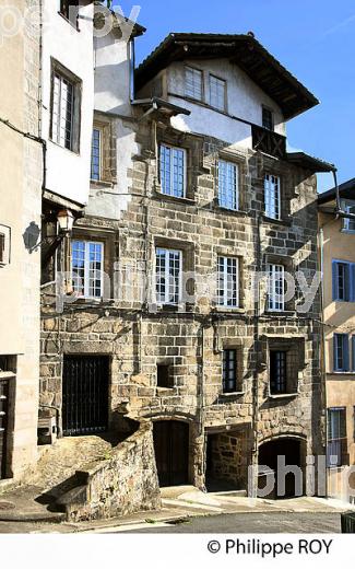 QUARTIER DE L' ALVERGE,  VILLE DE TULLE, CORREZE, LIMOUSIN. (19F00929.jpg)