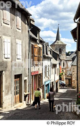 LE VILLAGE  MEDIEVAL DE MEYMAC, PLATEAU DE MILLEVACHES, CORREZE, LIMOUSIN. (19F01519.jpg)