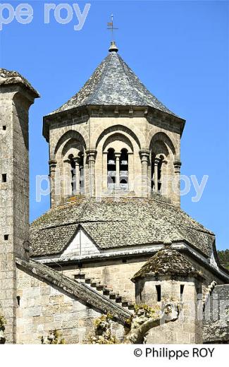 ABBAYE CISTERCIENNE, VILLAGE  D' AUBAZINE, CORREZE, LIMOUSIN. (19F02129.jpg)